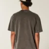 Kasseformet, kraftig, vasket bomulds-T-shirt med rund halsudskæring Kasseformet, kraftig, vasket bomulds-T-shirt med rund halsudskæring