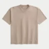 Kasseformet, kraftig, vasket bomulds-T-shirt med rund halsudskæring Kasseformet, kraftig, vasket bomulds-T-shirt med rund halsudskæring