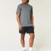 Køle-fleece-shorts til midt på låret Køle-fleece-shorts til midt på låret