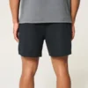 Køle-fleece-shorts til midt på låret Køle-fleece-shorts til midt på låret