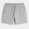 Køle-fleece-shorts til midt på låret Køle-fleece-shorts til midt på låret