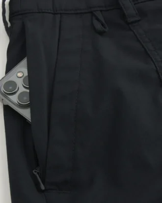 Køle-golfshorts, der går til over knæet