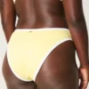 Kurvet højtaljet ribbet cheeky bikinitrusser med høj talje