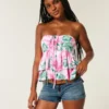 Lagdelt halterneck-babydoll-top Lagdelt halterneck-babydoll-top