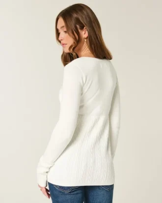 Langærmet babydoll-sweater med firkantet halsudskæring