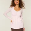Langærmet babydoll-top med grafisk print og pinch bust Langærmet babydoll-top med grafisk print og pinch bust