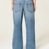Lavtaljede baggy jeans i medium vask Lavtaljede baggy jeans i medium vask