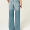 Lavtaljede baggy jeans i medium vask Lavtaljede baggy jeans i medium vask