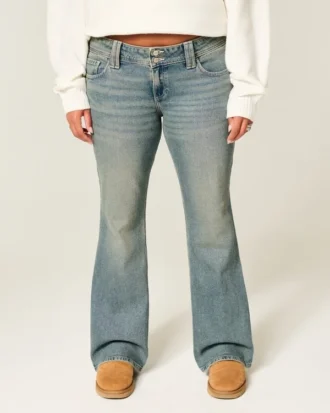 Lavtaljede bootcut-jeans med sommerfuglebroderi i medium vask