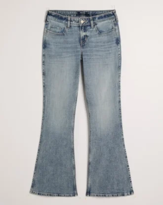Lavtaljede jeans med medium vask og udvidede ben