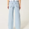 Lavtaljede, løse jeans i lys vask Lavtaljede, løse jeans i lys vask