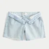 Lavtaljede, lysvaskede, baggy denimshorts 5″ Lavtaljede, lysvaskede, baggy denimshorts 5″