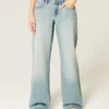 Lavtaljede, lysvaskede baggy jeans Lavtaljede, lysvaskede baggy jeans