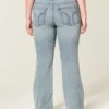 Lavtaljede, lysvaskede bootcut-jeans Lavtaljede, lysvaskede bootcut-jeans