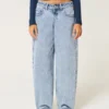 Lavtaljede, lysvaskede, koniske baggy jeans Lavtaljede, lysvaskede, koniske baggy jeans