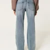 Lavtaljede, mediumvaskede, afslappede jeans med lige ben Lavtaljede, mediumvaskede, afslappede jeans med lige ben