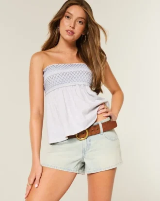 Lavtaljede mini-shorts i lys vask