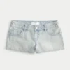 Lavtaljede mini-shorts i lys vask