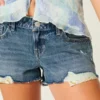 Lavtaljede mini-shorts i mediumvasket denim med distressed-look