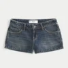 Lavtaljede mini-shorts i mørk vask