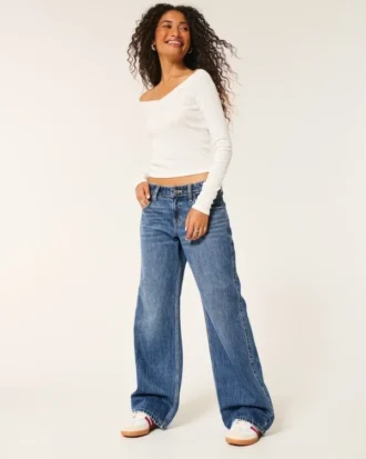 Lavtaljede, mørkvaskede baggy jeans