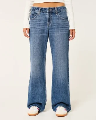 Lavtaljede, mørkvaskede baggy jeans