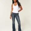 Lavtaljede, mørkvaskede bootcut-jeans med broderi Lavtaljede, mørkvaskede bootcut-jeans med broderi