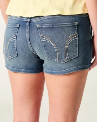 Lavtaljede shorts i medium vask