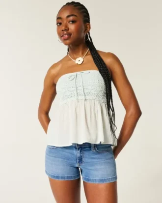 Lavtaljede shorts i mediumvasket denim Lavtaljede shorts i mediumvasket denim