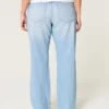 Lavtaljede, slidte, lyse, afslappede, lige jeans Lavtaljede, slidte, lyse, afslappede, lige jeans