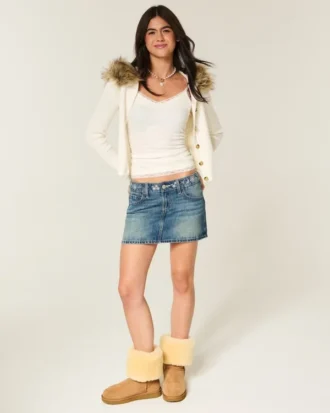 Lavtaljet broderet denim miniskort