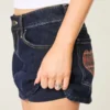 Lavtaljet mørkvasket ternet mini-skort med lommer Lavtaljet mørkvasket ternet mini-skort med lommer