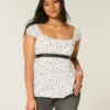 Let satin babydoll-top med bindebånd Let satin babydoll-top med bindebånd