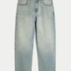 Letvaskede broderede terningeskaterbaggyjeans Letvaskede broderede terningeskaterbaggyjeans