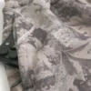 Løse fleece-shorts i camouflage til midt på låret Løse fleece-shorts i camouflage til midt på låret