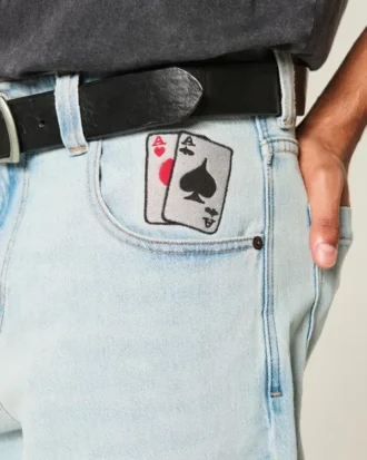 Lys vask Skaterbaggyjeans med spillekortgrafik