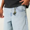 Lysvaskede, pyntede superbaggy denimshorts Lysvaskede, pyntede superbaggy denimshorts