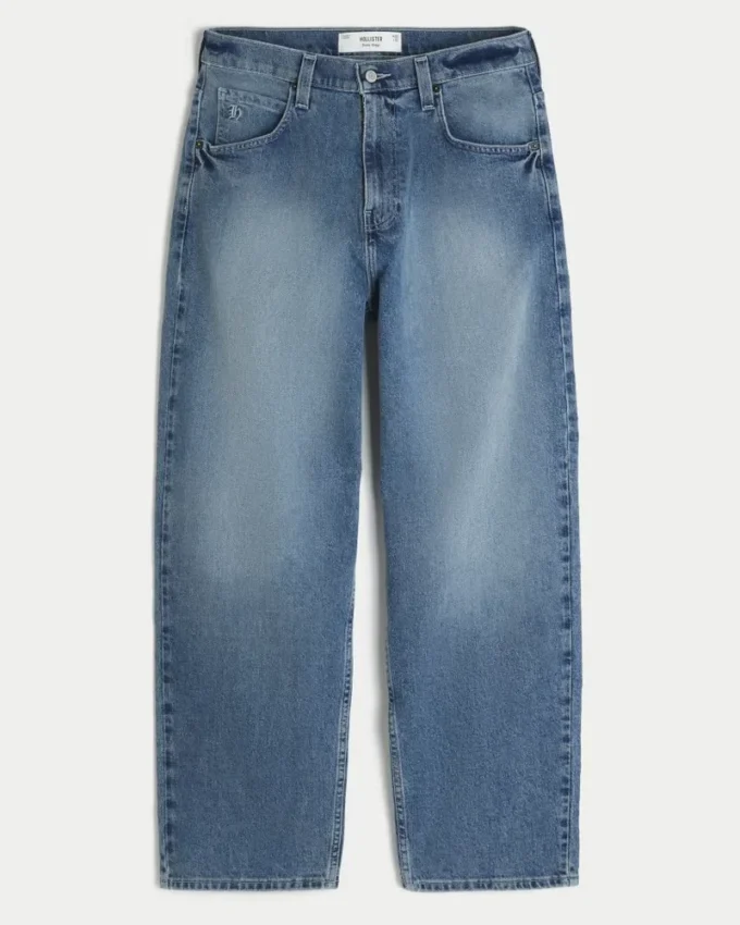 Mediumvaskede skaterbaggyjeans Mediumvaskede skaterbaggyjeans