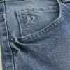 Mediumvaskede skaterbaggyjeans Mediumvaskede skaterbaggyjeans