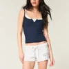 Mini-fleece-shorts med grafisk nummer Mini-fleece-shorts med grafisk nummer