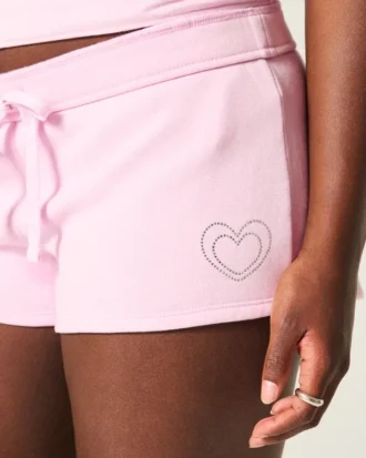 Mini-shorts i fleece med hjerteprint