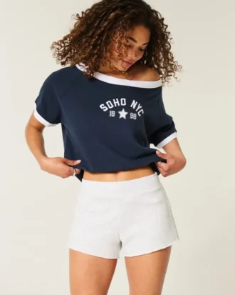 Mini-shorts med fleece og sidestriber
