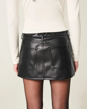 Mini-skort i imiteret læder