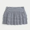 Mini-skort med flæser Mini-skort med flæser