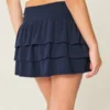 Mini-skort med flæser i flere lag Mini-skort med flæser i flere lag