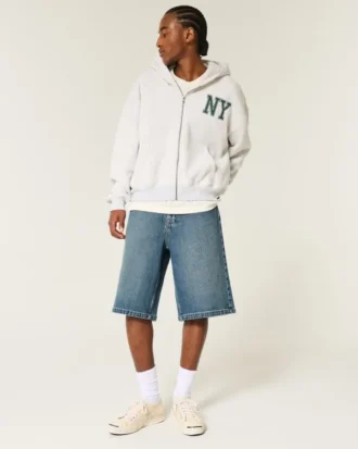 Mørkvaskede superbaggy denimshorts under knæet