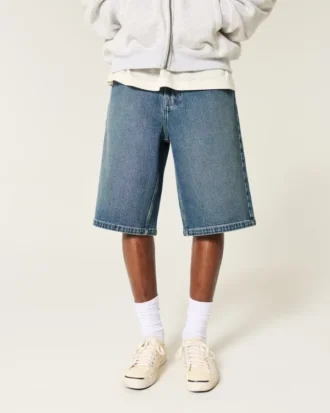 Mørkvaskede superbaggy denimshorts under knæet