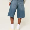 Mørkvaskede superbaggy denimshorts under knæet Mørkvaskede superbaggy denimshorts under knæet
