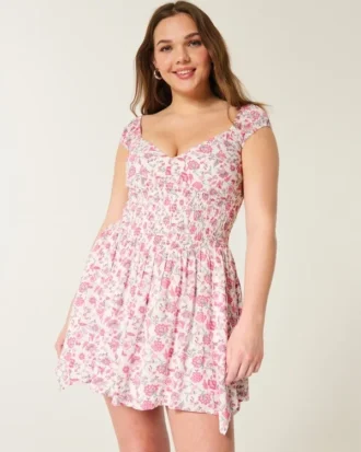 Off-the-Shoulder asymmetrisk mini-kjole