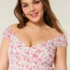 Off-the-Shoulder asymmetrisk mini-kjole Off-the-Shoulder asymmetrisk mini-kjole